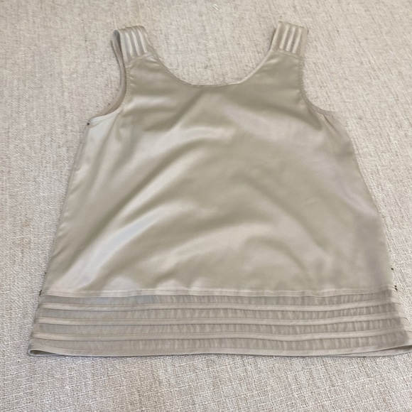 The Limited Bead Sleeveless Blouse Size XS - Picture 6 of 10